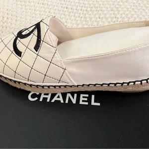 Chanel Espadrilles Lambskin-Black & White, size 38. Brand New